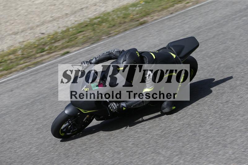 /08 17.04.2026  TZ Motorsport ADR/Gruppe gruen/137